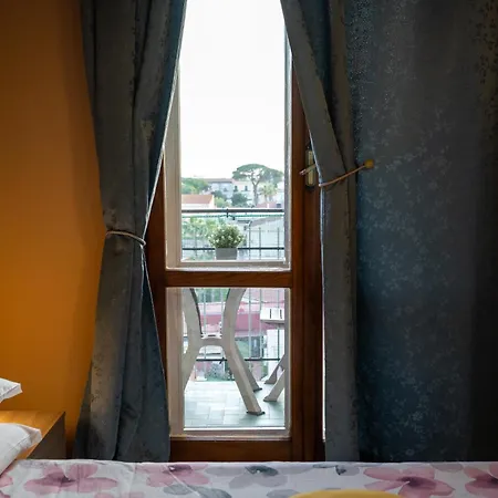 Aj And Breakfast ベッド・アンド・ブレックファスト 4*