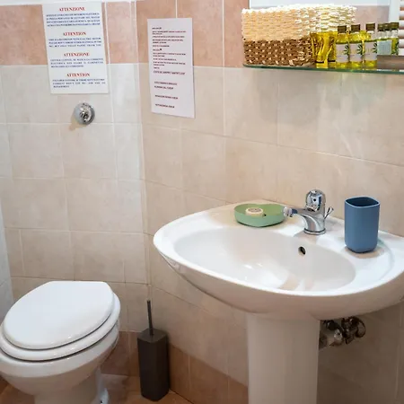 ベッド・アンド・ブレックファスト Aj And Breakfast 4*