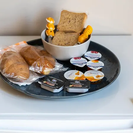 Aj And Breakfast ポンペイ