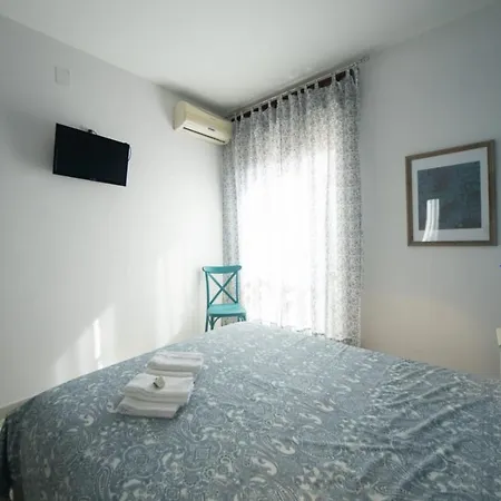 Aj And Breakfast Bed & Breakfast *