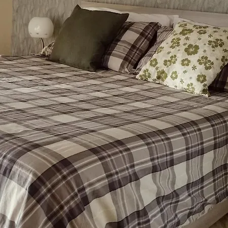 Aj And Breakfast Bed & Breakfast